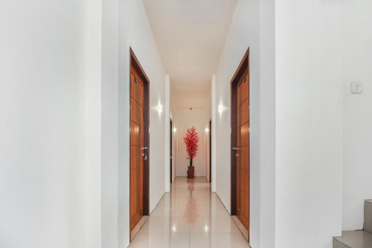 OYO 3816 The Tispa Syariah Residence Palembang Bagian luar foto